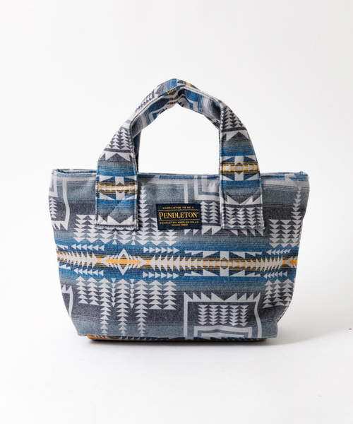 PENDLETON(ペンドルトン)の「【PENDLETON/ペンドルトン】FLANNEL TOTEBAG/トートバッグ/フランネル素材/中綿入り/ユニセックス【WEB限定】(トートバッグ・メンズ・ベージュ/チャコールグレー・フリー)」の11枚目の写真