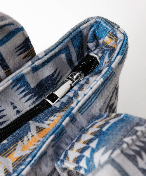 PENDLETON(ペンドルトン)の「【PENDLETON/ペンドルトン】FLANNEL TOTEBAG/トートバッグ/フランネル素材/中綿入り/ユニセックス【WEB限定】(トートバッグ・メンズ・ベージュ/チャコールグレー・フリー)」の18枚目の写真
