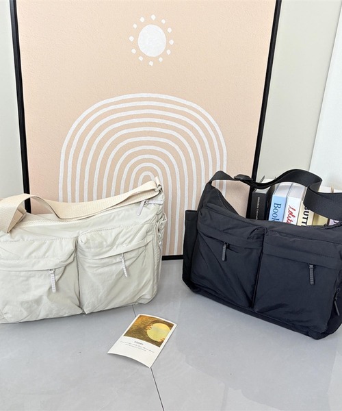 CERCA(チェルカ)の「lulunoix/ナイロンショルダーバッグ N15437(ショルダーバッグ・キッズ・アイボリー/カーキ/ブラック/グレー・FREE)」の7枚目の写真