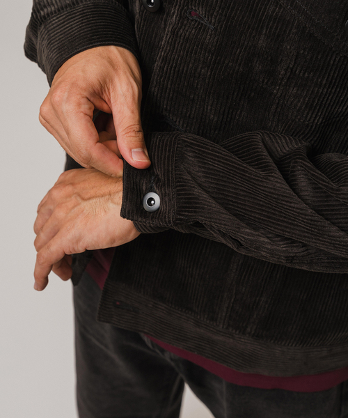 EDIFICE（エディフィス）の「コーデュロイ トラッカー ジャケット（その他アウター・メンズ・ブラック系その他/ベージュ系その他/ネイビー・SMALL/MEDIUM/LARGE）」の13枚目の写真