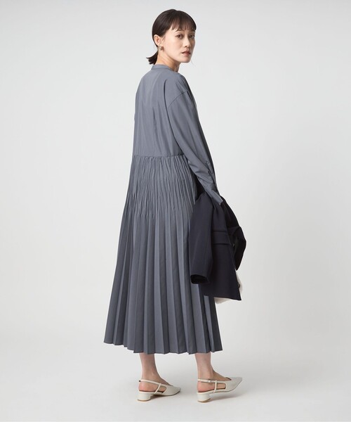 green label relaxing（グリーンレーベルリラクシング）の「［size SHORTあり］ワッシャー プリーツ ロングスリーブ ワンピース（ワンピース・レディース・ダークブラウン/ライトブルー/ブラック・FREE/SHORT）」の6枚目の写真