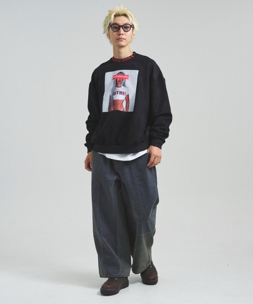 GALLIS ADDICTION（ガリスアディクション）の「GA SUEDE PHOTO CREW（スウェット・メンズ・ブラック/アイボリー・M/L）」の4枚目の写真
