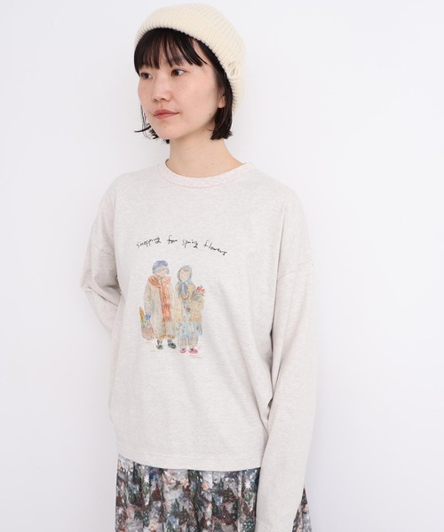 l'atelier du savon（アトリエドサボン）の「_冬の終わりの、お散歩おばあちゃんT（Tシャツ/カットソー・レディース・オートミール・FREE）」の2枚目の写真