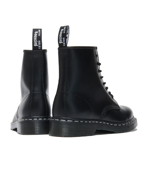 Dr. Martens(ドクターマーチン)の「Dr. Martens 1460 WHITE STITCH(ドクターマーチン 1460 ホワイトステッチ 8 ホール ブーツ)(ブーツ・メンズ・ブラック・23cm/24cm/25cm/26cm/27cm/28cm)」の2枚目の写真