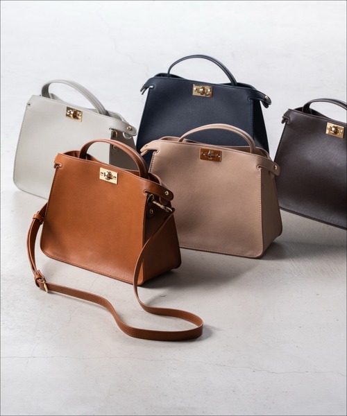MURA(ムラ)の「Cantea(カンテア) PU(合成皮革) 2WAY ショルダーベルト付き ハンドバッグ(ショルダーバッグ・レディース・ダークブラウン/キャメル/ベージュ/ネイビー/グレー/ブラック・FREE)」の19枚目の写真