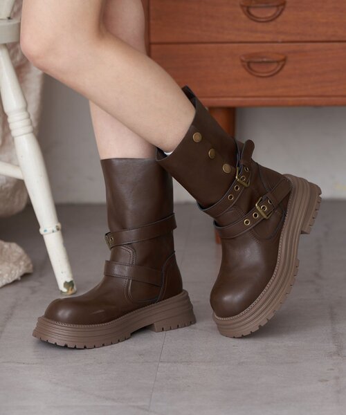 CIAOPANIC（チャオパニック）の「【neutral by ciaopanic】厚底ベルト付ブーツ（ブーツ・レディース・ブラック/ブラウン・36/37/38）」の2枚目の写真