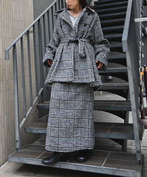 WILLFULLY(ウィルフリー)の「waist frill shaggy pencil SK(スカート・レディース・チャコール/ベージュ系その他/キャメル/ブラック・S/M)」の1枚目の写真