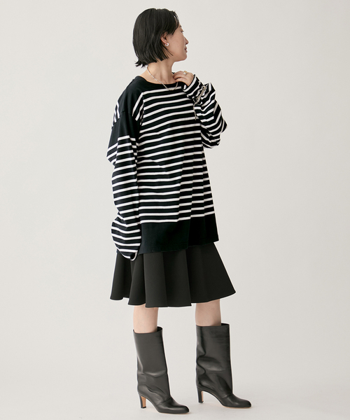 VERMEIL par iena（ヴェルメイユパーイエナ）の「ジャージボンディングフレアスカート（スカート・レディース・ブラック・38/36）」の4枚目の写真