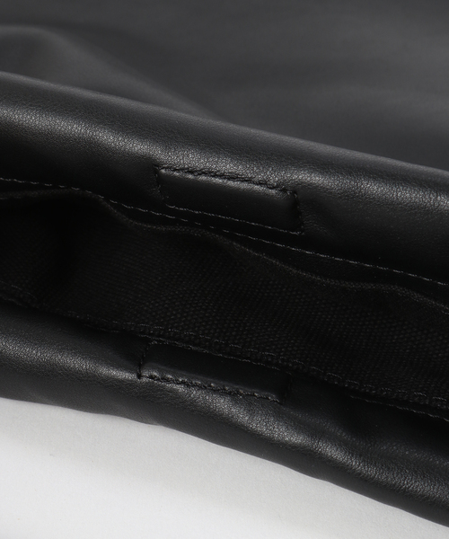 BRIE LEON（ブリーレオン）の「【BRIE LEON/ブリーレオン】 Alma XL（ショルダーバッグ・レディース・ブラック/レッド・FREE）」の18枚目の写真