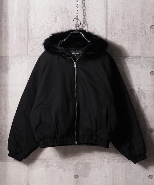 1111clothing(ワンフォークロージング)の「ファー使い クロップド フードブルゾン / Fur-Trimmed Cropped Hooded Blouson(ブルゾン・メンズ・ブラック/アイボリー/カモフラージュ・M/L)」の6枚目の写真