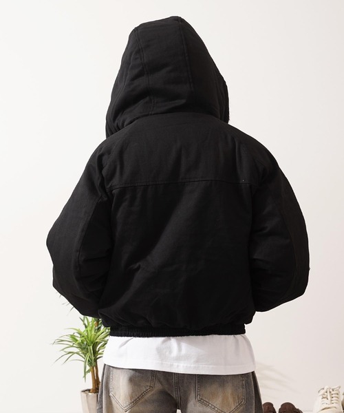 1111clothing(ワンフォークロージング)の「ファー使い クロップド フードブルゾン / Fur-Trimmed Cropped Hooded Blouson(ブルゾン・メンズ・ブラック/アイボリー/カモフラージュ・M/L)」の14枚目の写真