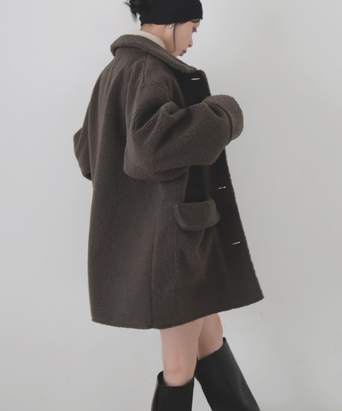 LIAN（リアン）の「ボアムートンステンカラーコート（ムートンコート・レディース・ブラウン/アイボリー/ブラック/チャコールグレー・FREE）」の12枚目の写真