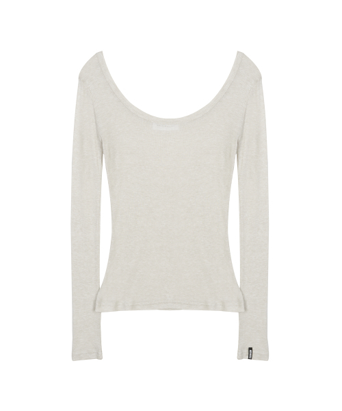 NICK&NICOLE(ニックアンドニコール)の「NICOLE MINIMAL LABEL SCOOP LS TOP_BEIGE(Tシャツ/カットソー・レディース・その他・FREE)」の5枚目の写真