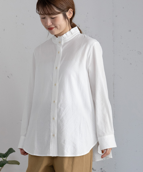 POU DOU DOU（プードゥドゥ）の「スタンドフリルブラウス（シャツ/ブラウス・レディース・オフホワイト/ブラック/ネイビー・M）」の2枚目の写真