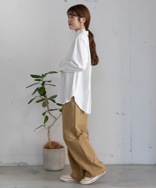 POU DOU DOU（プードゥドゥ）の「スタンドフリルブラウス（シャツ/ブラウス・レディース・オフホワイト/ブラック/ネイビー・M）」の20枚目の写真