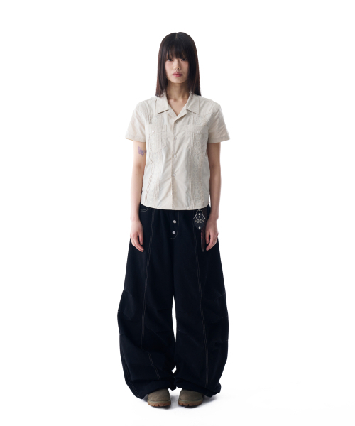 AAKAM(アーカム)の「膝ピンタックスタッズコットンパンツ(ブラック)(その他パンツ・レディース・その他・1/2)」の13枚目の写真