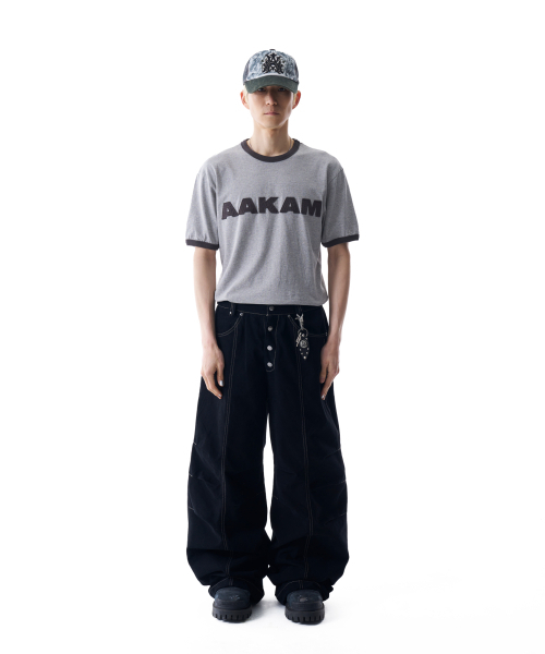 AAKAM(アーカム)の「膝ピンタックスタッズコットンパンツ(ブラック)(その他パンツ・レディース・その他・1/2)」の2枚目の写真