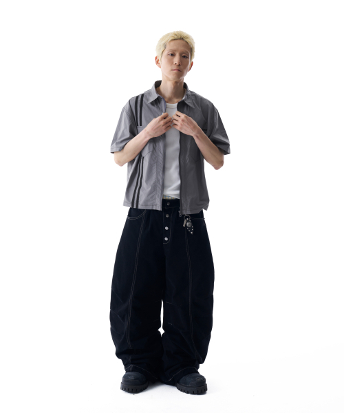 AAKAM(アーカム)の「膝ピンタックスタッズコットンパンツ(ブラック)(その他パンツ・レディース・その他・1/2)」の4枚目の写真