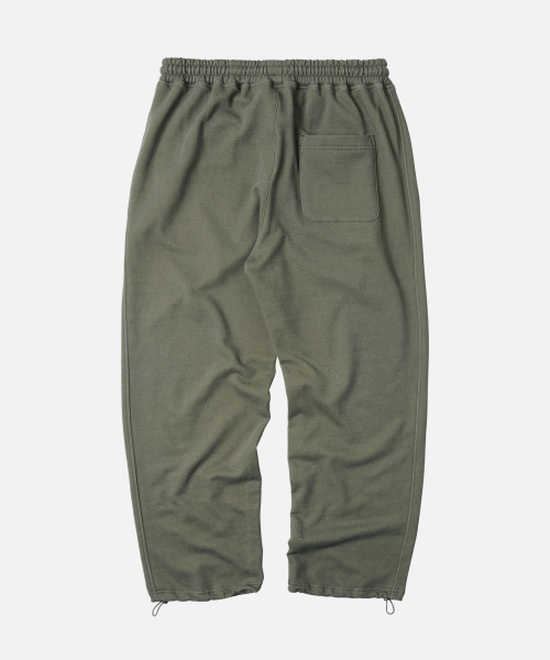 FRIZMWORKS（フリズムワークス）の「PIGMENT TERRY TRACK PANTS _ OLIVE（スウェットパンツ・メンズ・その他・MEDIUM/LARGE/X-LARGE）」の3枚目の写真