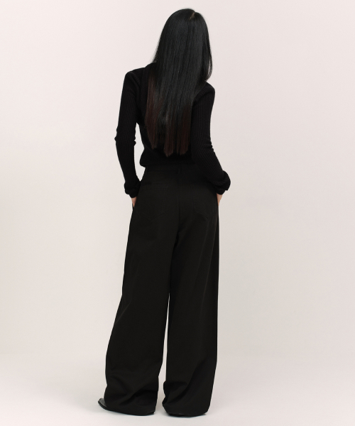 MUSINSA STANDARD WOMAN（ムシンサスタンダードウーマン）の「ウィメンズディープタックエクストラワイドチノパンツ[ブラック]（その他パンツ・レディース・ブラック・30/24/26/28）」の3枚目の写真