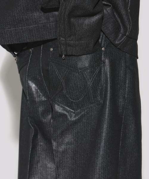WESLEYHYUSTON(ウェズリーユーストン)の「Herringbone glow wide denim pants black(デニムパンツ・メンズ・その他・SMALL/MEDIUM/LARGE)」の3枚目の写真