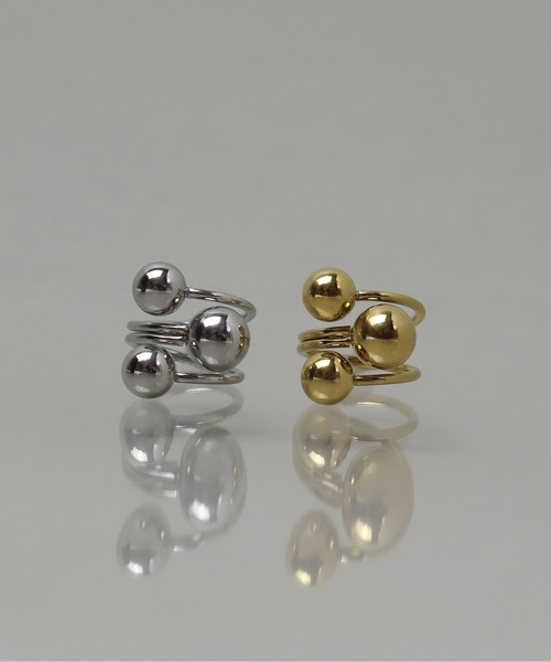 ieLS(イエルズ)の「金属アレルギー対応「ieLS」ステンレス スリーボールボリュームリング(リング・メンズ・ゴールド/シルバー・ONE SIZE)」の2枚目の写真