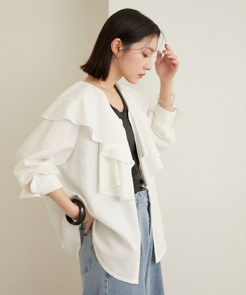 Omekashi（オメカシ）の「ピグメントライクフリルシャツ（シャツ 