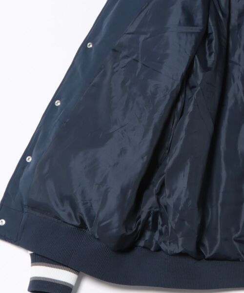 U.S. POLO ASSN.(ユーエスポロアッスン)の「【U.S. POLO ASSN. /ユーエスポロアッスン 】パデッドヴァーシティジャケット スタジャン(スタジャン・メンズ・カーキ/ネイビー・X-LARGE/LARGE/MEDIUM)」の3枚目の写真