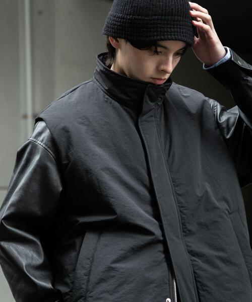 SENSE OF PLACE by URBAN RESEARCH(センスオブプレイスバイアーバンリサーチ)の「ナイロンユーティリティーベスト(ダウンベスト・メンズ・ブラック/チャコールグレー・MEDIUM/LARGE)」の3枚目の写真