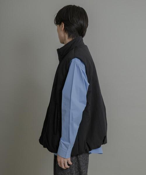 SENSE OF PLACE by URBAN RESEARCH(センスオブプレイスバイアーバンリサーチ)の「ナイロンユーティリティーベスト(ダウンベスト・メンズ・ブラック/チャコールグレー・MEDIUM/LARGE)」の9枚目の写真