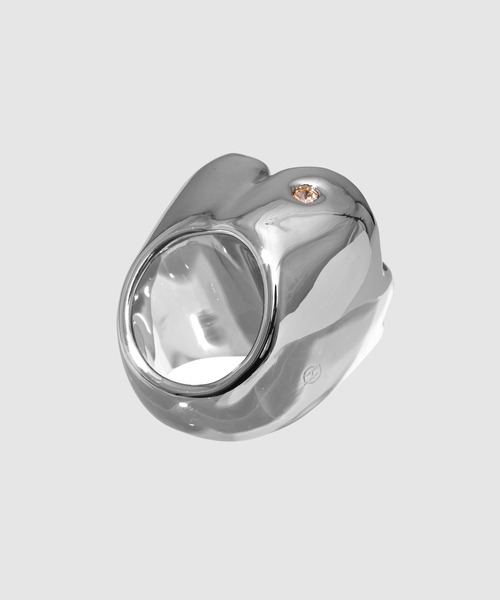D'heygere(ディヘラ)の「Tooth Ring(リング・レディース・シルバー・ONE SIZE)」の2枚目の写真