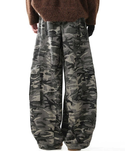 セール】【26年春夏新作】迷彩柄ミリタリーワイドバギーカーブカーゴ
