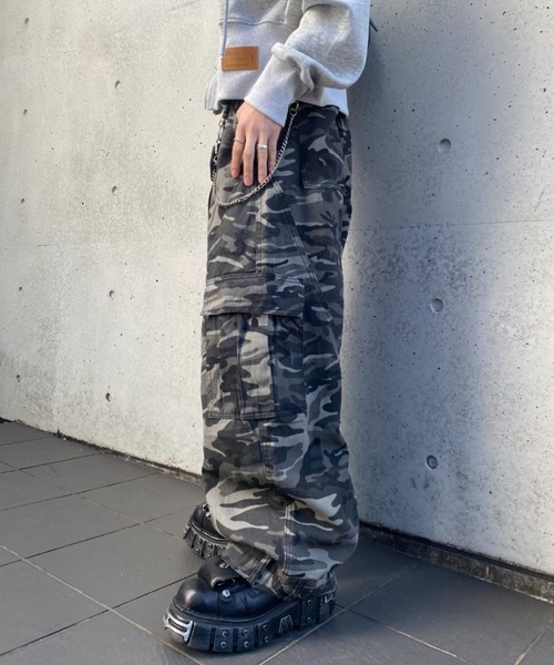 セール】【26年春夏新作】迷彩柄ミリタリーワイドバギーカーブカーゴ