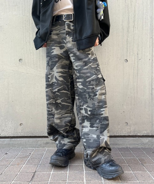 セール】【26年春夏新作】迷彩柄ミリタリーワイドバギーカーブカーゴ