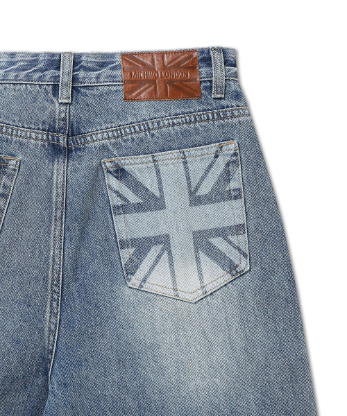 MICHIKO LONDON(ミチコ ロンドン)の「ヴィンテージウォッシュデニムヴィンテージブルー(デニムパンツ・レディース・その他・MEDIUM/LARGE/SMALL)」の5枚目の写真