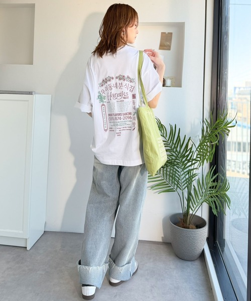 Java(ジャバ)の「《JaVaジャバコラボ》◎バック刺繍が主役の一枚♪オーバーサイズ ハングル刺繍バックプリントビッグTEE(Tシャツ/カットソー・レディース・ブラウン/アイボリー/オフホワイト/チャコール/ピンク・X-LARGE/LARGE/MEDIUM/SMALL)」の18枚目の写真