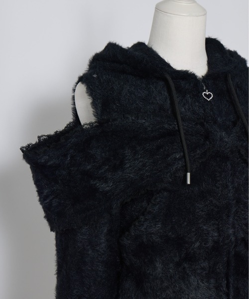 AVENCHUMU（アバンチュウム）の「Ribbon shoulder zip shaggy knit hoodie（パーカー・レディース・ピンク/ホワイト/ブラック・FREE）」の6枚目の写真