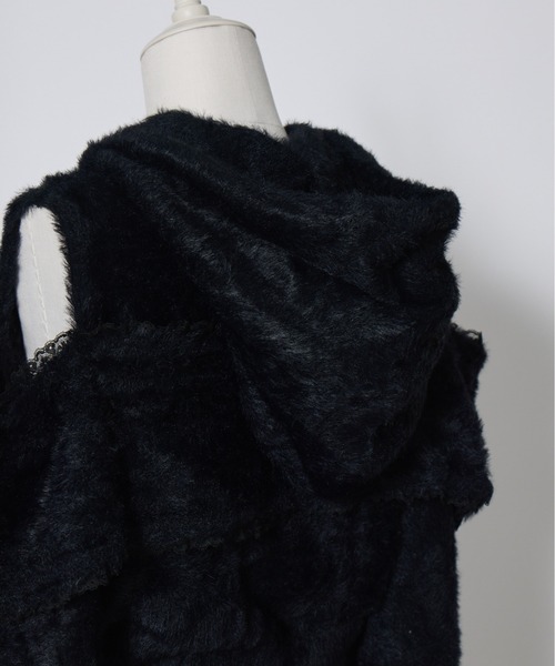 AVENCHUMU（アバンチュウム）の「Ribbon shoulder zip shaggy knit hoodie（パーカー・レディース・ピンク/ホワイト/ブラック・FREE）」の10枚目の写真