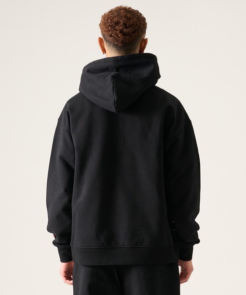 FUBU( フブ)の「FUBU フブ ブランド Pullover Hoodie / プルオーバー スウェット パーカー(セットアップ対応)(パーカー・メンズ・ブラック・M/L/XL/XXL)」の2枚目の写真