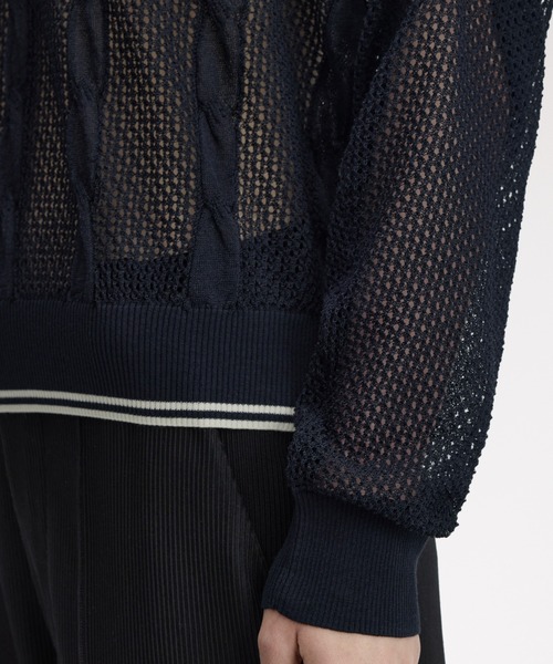 FRED PERRY（フレッドペリー）の「Mesh Cable Knit Jumper／メッシュケーブルニット（ニット/セーター・レディース・ベージュ/ネイビー・10）」の7枚目の写真