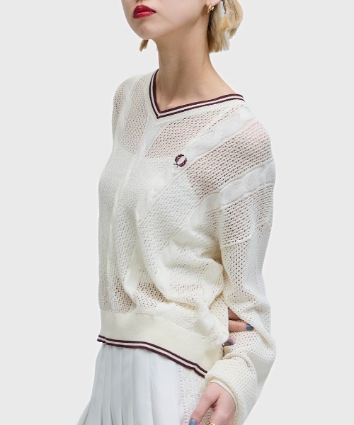 FRED PERRY（フレッドペリー）の「Mesh Cable Knit Jumper／メッシュケーブルニット（ニット/セーター・レディース・ベージュ/ネイビー・10）」の10枚目の写真