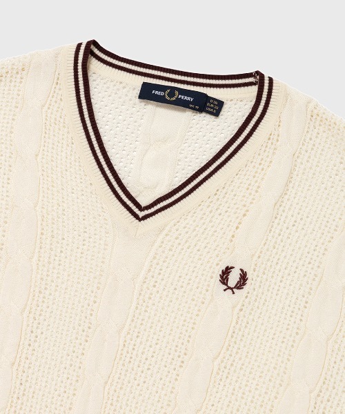 FRED PERRY（フレッドペリー）の「Mesh Cable Knit Jumper／メッシュケーブルニット（ニット/セーター・レディース・ベージュ/ネイビー・10）」の22枚目の写真