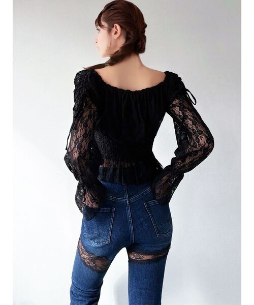 RESEXXY(リゼクシー)の「レイヤードオフショルブラウス(シャツ/ブラウス・レディース・ブラック/ホワイト/オレンジ・FREE)」の14枚目の写真