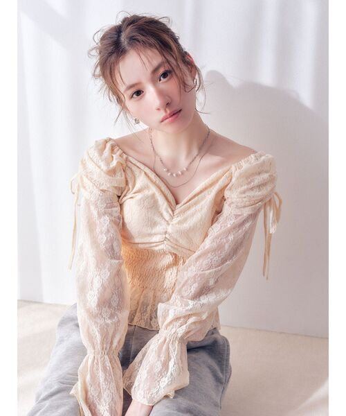 RESEXXY(リゼクシー)の「レイヤードオフショルブラウス(シャツ/ブラウス・レディース・ブラック/ホワイト/オレンジ・FREE)」の17枚目の写真