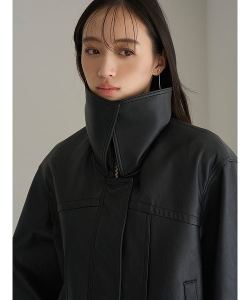 SNIDEL（スナイデル）の「ビッグスタンドカラーレザーブルゾン（ブルゾン・レディース・ブラック/ブラウン・1/0）」の18枚目の写真