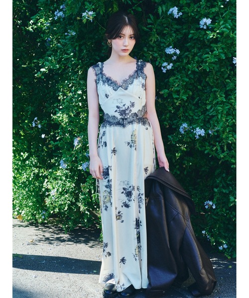 SNIDEL（スナイデル）の「ビッグスタンドカラーレザーブルゾン（ブルゾン・レディース・ブラック/ブラウン・1/0）」の4枚目の写真