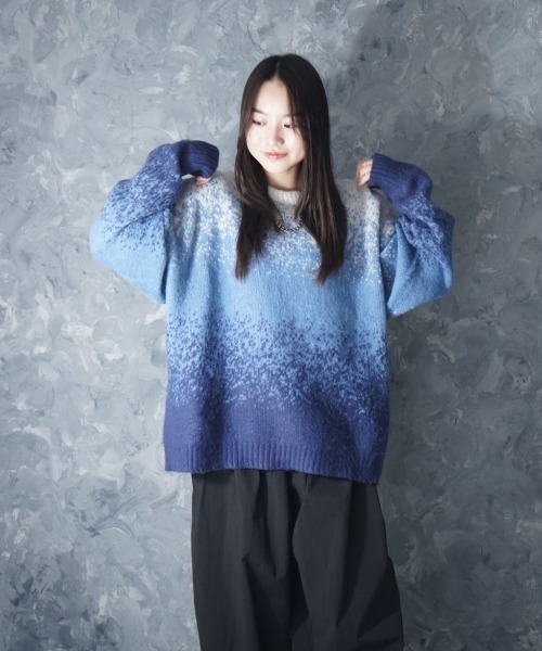 NOIZY（ノイジー）の「Gradient Animal Shaggy Knit / グラデーション 総柄 プルオーバー クルーネック シャギーニット（ニット/セーター・メンズ・ブルー/ブラック・MEDIUM/LARGE）」の15枚目の写真
