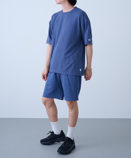 DISCUS（ディスカス）の「【DISCUS】吸汗速乾イージーセットアップ Tシャツ+パンツ2点セット　ワッフル生地 COOLMAX スポーツ/アウトドア/ワンマイルウェア 6273-8114 MNY（Tシャツ/カットソー・メンズ・ブルー/ブラック系1/ブラック・L/M/XL）」の3枚目の写真