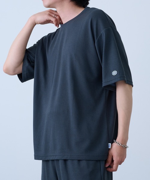 DISCUS（ディスカス）の「【DISCUS】吸汗速乾イージーセットアップ Tシャツ+パンツ2点セット　ワッフル生地 COOLMAX スポーツ/アウトドア/ワンマイルウェア 6273-8114 MNY（Tシャツ/カットソー・メンズ・ブルー/ブラック系1/ブラック・L/M/XL）」の9枚目の写真