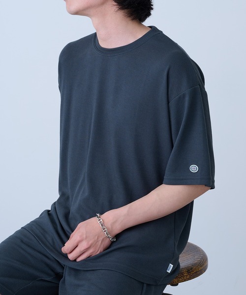 DISCUS（ディスカス）の「【DISCUS】吸汗速乾イージーセットアップ Tシャツ+パンツ2点セット　ワッフル生地 COOLMAX スポーツ/アウトドア/ワンマイルウェア 6273-8114 MNY（Tシャツ/カットソー・メンズ・ブルー/ブラック系1/ブラック・L/M/XL）」の11枚目の写真